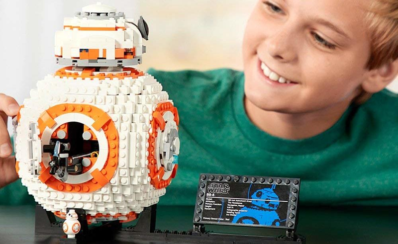 LEGO BB-8 | $67 | AmazonFoto: Amazon